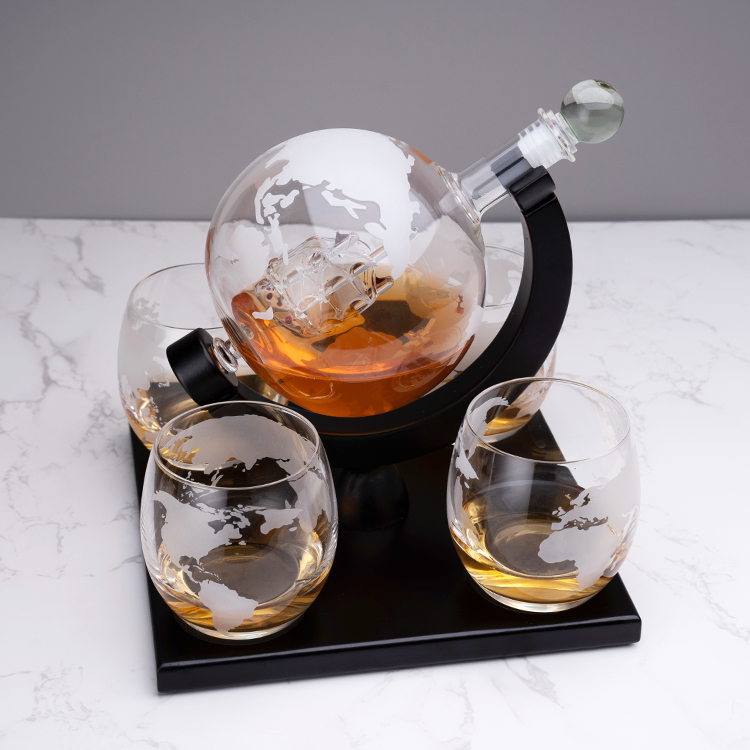 Decanter Globe Set - 工場販売カスタム 850 ミリリットル高品質グローブ形状ガラスウイスキーデカンタセット