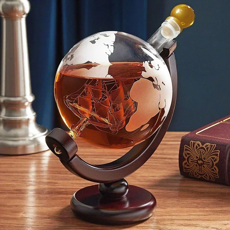 Decanter Globe Set - クリエイティブグローブデカンタセット、鉛フリーカラフェ、精巧な木製スタンド、2つのウイスキーグラス付き、ウイスキーデカンタグローブ、高級ギフト