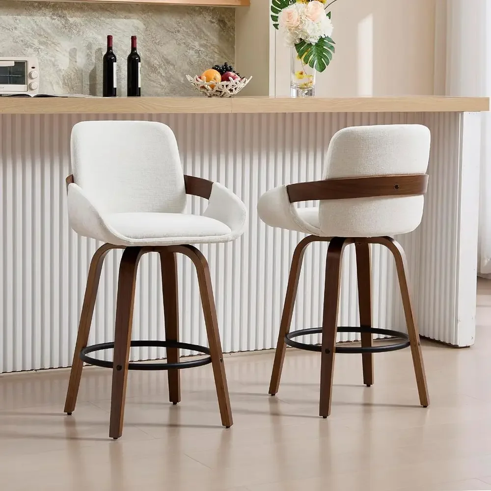 Home Bar Stools - ベージュの布張り回転式バースツール（背もたれ付き）、ウォールナット曲木スタイル、ホームバーとダイニングエリア用の2脚セット