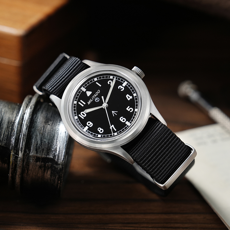 ミリタード ML22 限定版クォーツ時計 ミヨタ 2035  - Old Fashioned Glass のレビューと価格